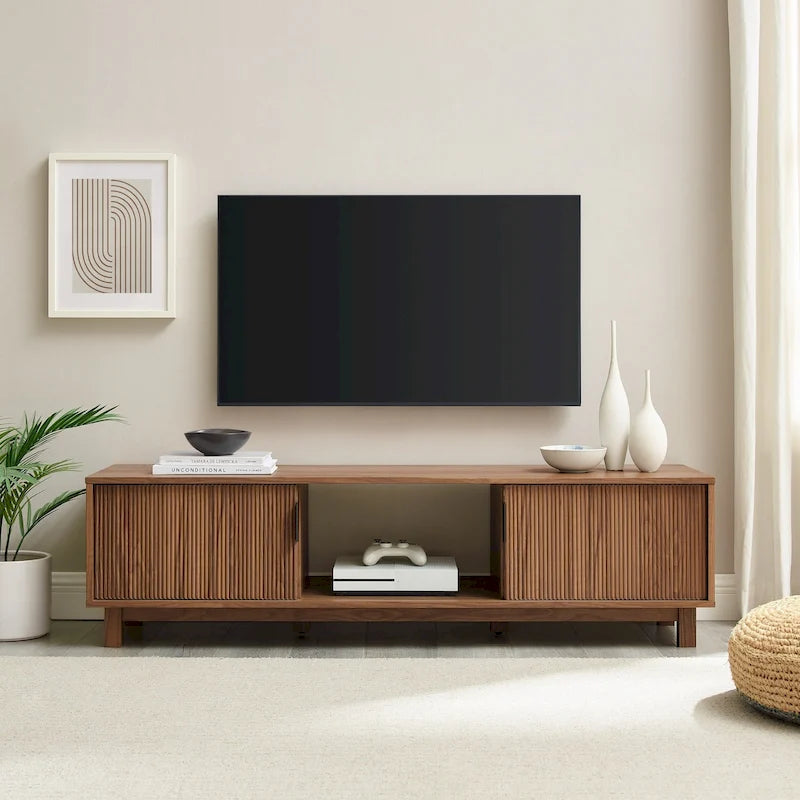 Meuble TV moderne à portes cannelées