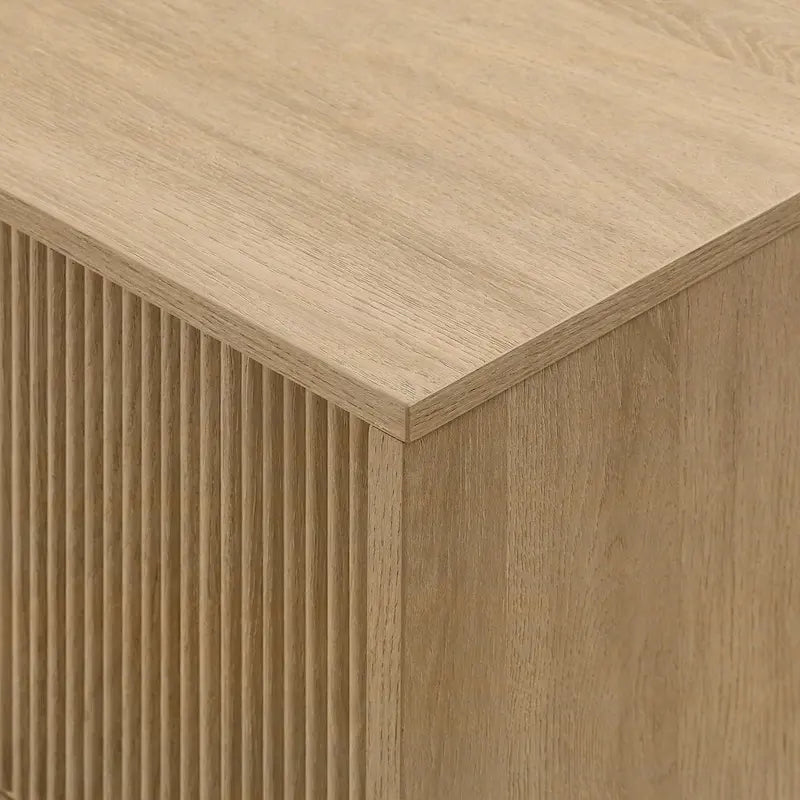 Meuble TV moderne à portes cannelées
