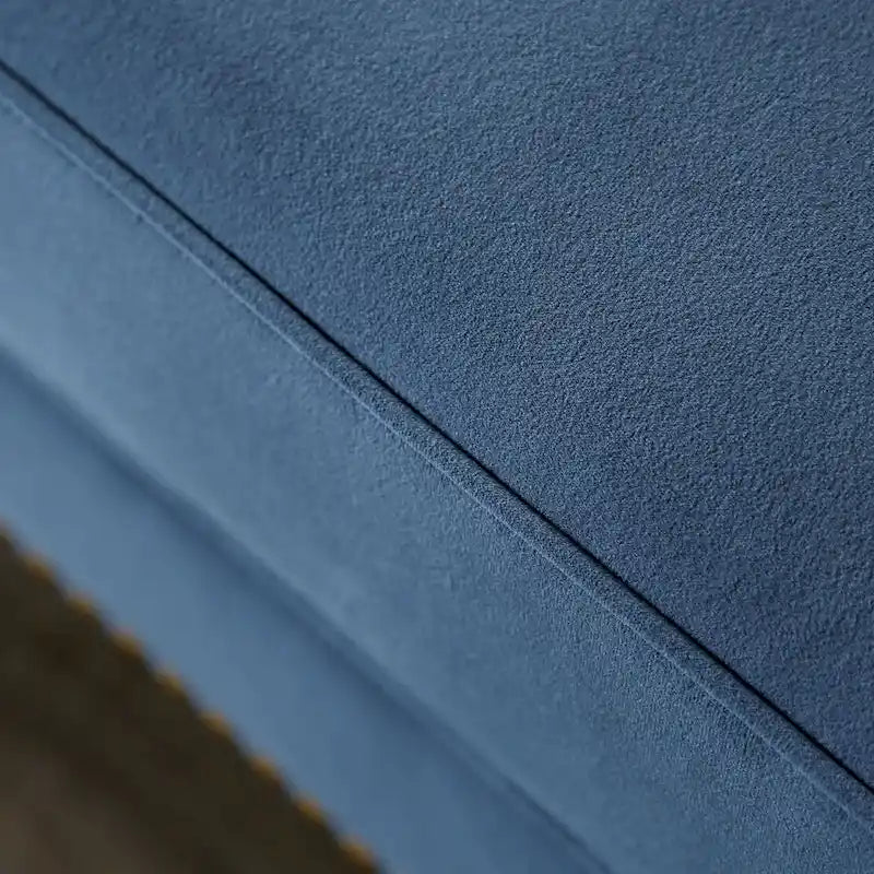 Ensemble de canapé 2 places capitonné en tissu bleu de transition avec clous décoratifs